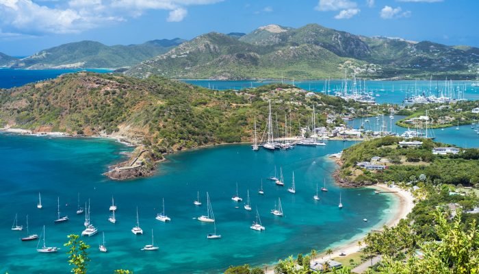 living in antigua and barbuda